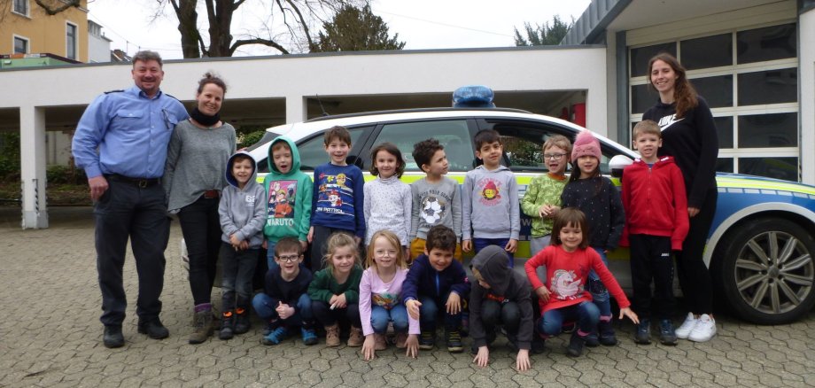 Die Vorschulkinder der Bewegungs-Kita Weiler waren zu Besuch bei der Polizeiinspektion Boppard. 