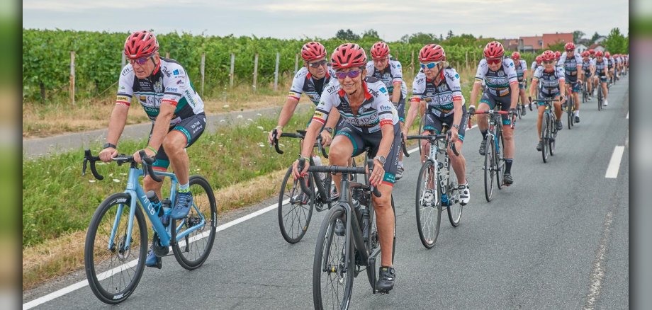 Am Sonntag, 26. Juli 2026, macht die VOR-TOUR der Hoffnung im Jahr ihres 30-jährigen Bestehens Station in Boppard. Am Sonntag, 26. Juli 2026, macht die VOR-TOUR der Hoffnung im Jahr ihres 30-jährigen Bestehens Station in Boppard.
