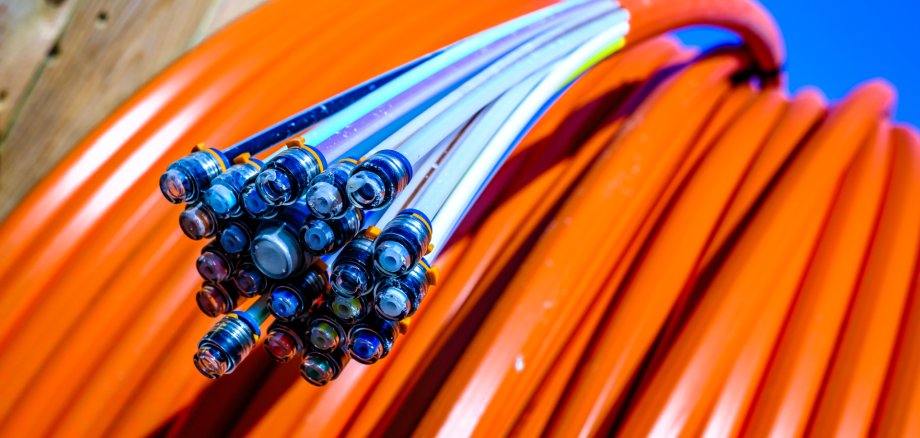 Aufgrund von Glasfaserverlegearbeiten kommt es im Bopparder Ortsbezirk Bad Salzig zu Vollsperrungen in mehreren Straßen.