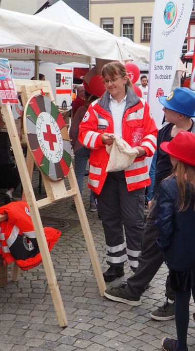 Die Blaulichtfamilie präsentierte sich beim Bopparder Blaulichttag.