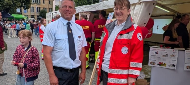 Die Blaulichtfamilie präsentierte sich beim Bopparder Blaulichttag. Die Blaulichtfamilie präsentierte sich beim Bopparder Blaulichttag.
