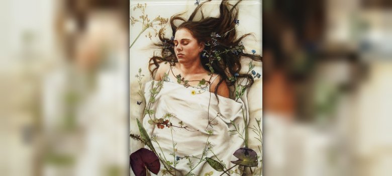 Dieses Werk der Künstlerin Carmen Benner trägt den Titel „Oh Ophelia“. Dieses Werk der Künstlerin Carmen Benner trägt den Titel „Oh Ophelia“.