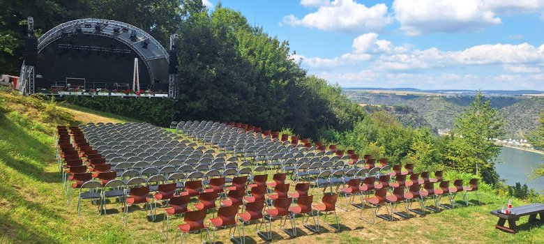 Inhaber der Bopparder GästeKarte können Tickets für Veranstaltungen im ZAP Emmelshausen sowie für die Kulturkreis-Veranstaltungen auf Maria Ruh (Foto) zum vergünstigten Kulturkreis-Preis erwerben. Inhaber der Bopparder GästeKarte können Tickets für Veranstaltungen im ZAP Emmelshausen sowie für die Kulturkreis-Veranstaltungen auf Maria Ruh (Foto) zum vergünstigten Kulturkreis-Preis erwerben.