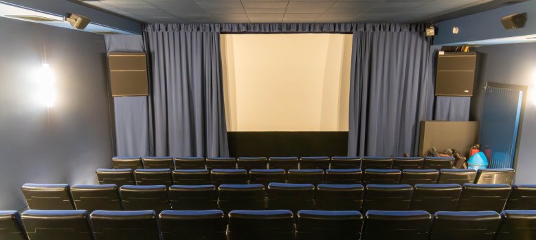 Im Cinema Boppard erhalten Gäste mit der Bopparder GästeKarte zu ihrem Kinobesuch eine Portion Popcorn gratis. Im Cinema Boppard erhalten Gäste mit der Bopparder GästeKarte zu ihrem Kinobesuch eine Portion Popcorn gratis.