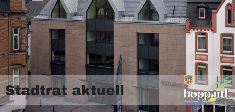 Das Foto zeigt die Stadthalle Boppard in einer Außenansicht.