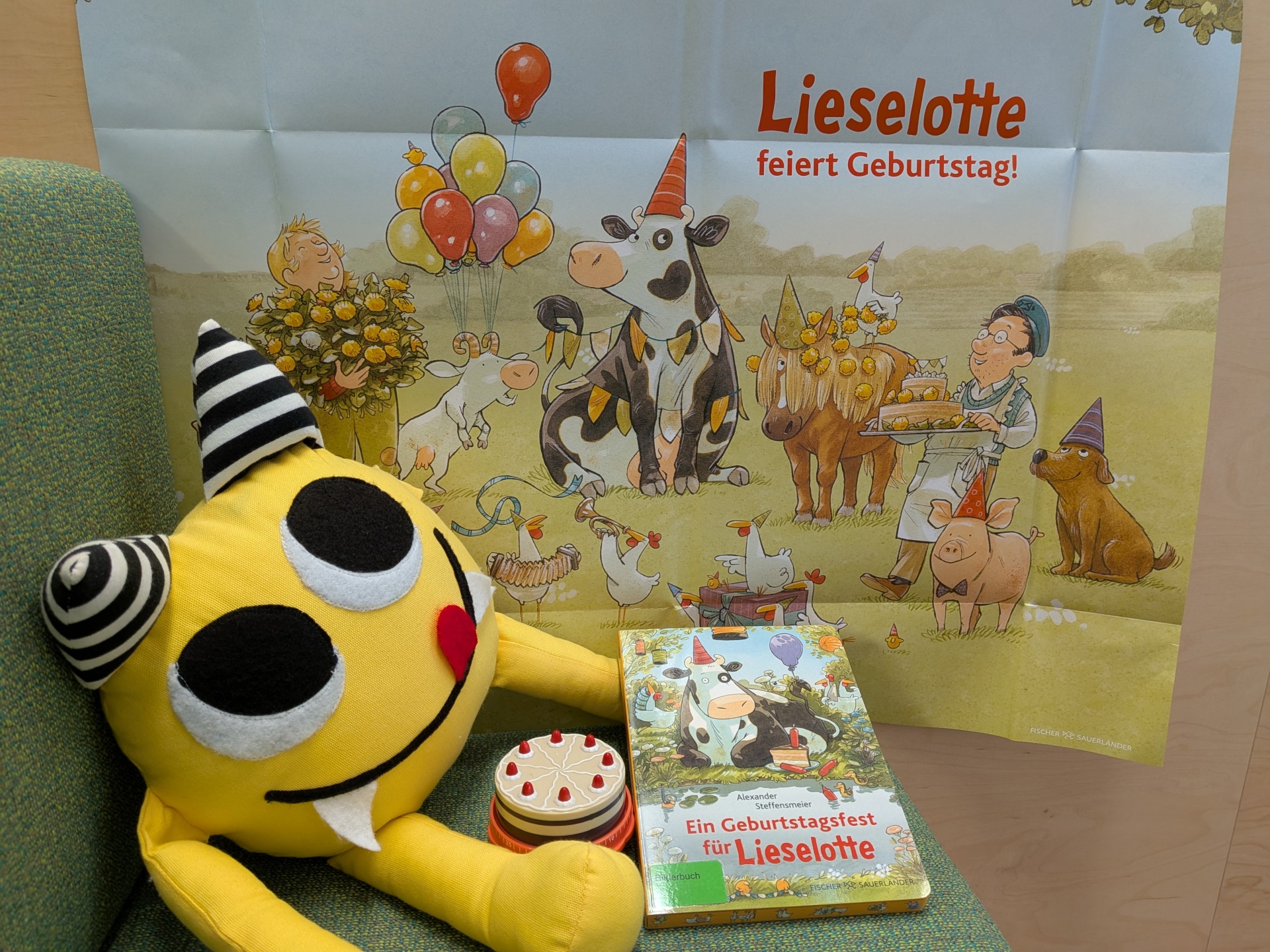 Die Stadtbibliothek Boppard veranstaltet am Dienstag, 8. September 2026, ein Bilderbuchkino für Kinder von drei bis sechs Jahren mit der Bilderbuchkuh Lieselotte.
