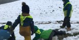 Kinder im Schnee.