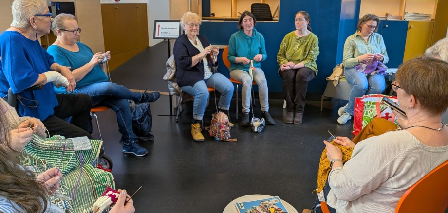 1. Handarbeitstreff "Komme was Wolle!" in der Stadtbibliothek