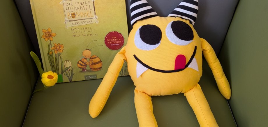 Bilderbuch Die kleine Hummel Bommel feiert Ostern