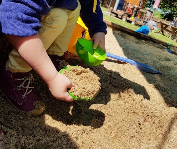 Die Kita Weiler sucht Erzieher/innen.