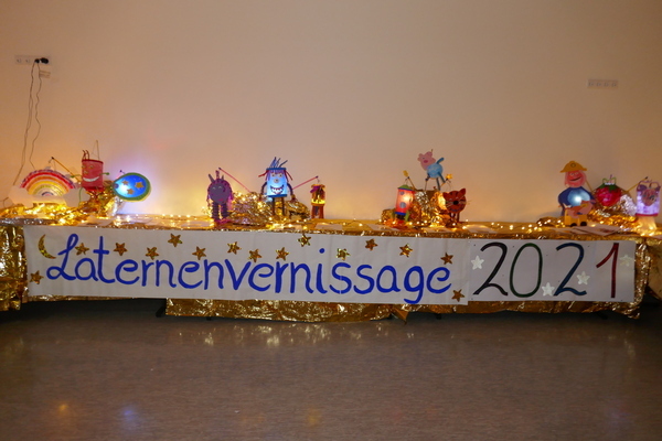 Die gebastelten Laternen.