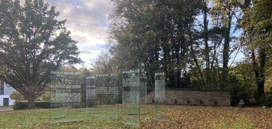 Zum Vokstrauertag am 13. November findet eine Gedenkstunde in Boppard-Buchenau statt. Das Bild zeigt die Gedenkstätte.