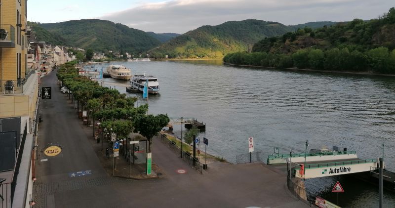 Das Foto zeigt den Rhein in Boppard.