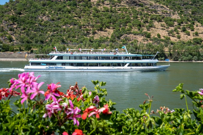 Die Seniorenausflüge 2023 der Stadt Boppard sind am Mittwoch, 14. Juni, gestartet. Am ersten von drei Ausflügen nahmen rund 300 Menschen teil. Sie starteten mit einem Schiff in Richtung Loreley.