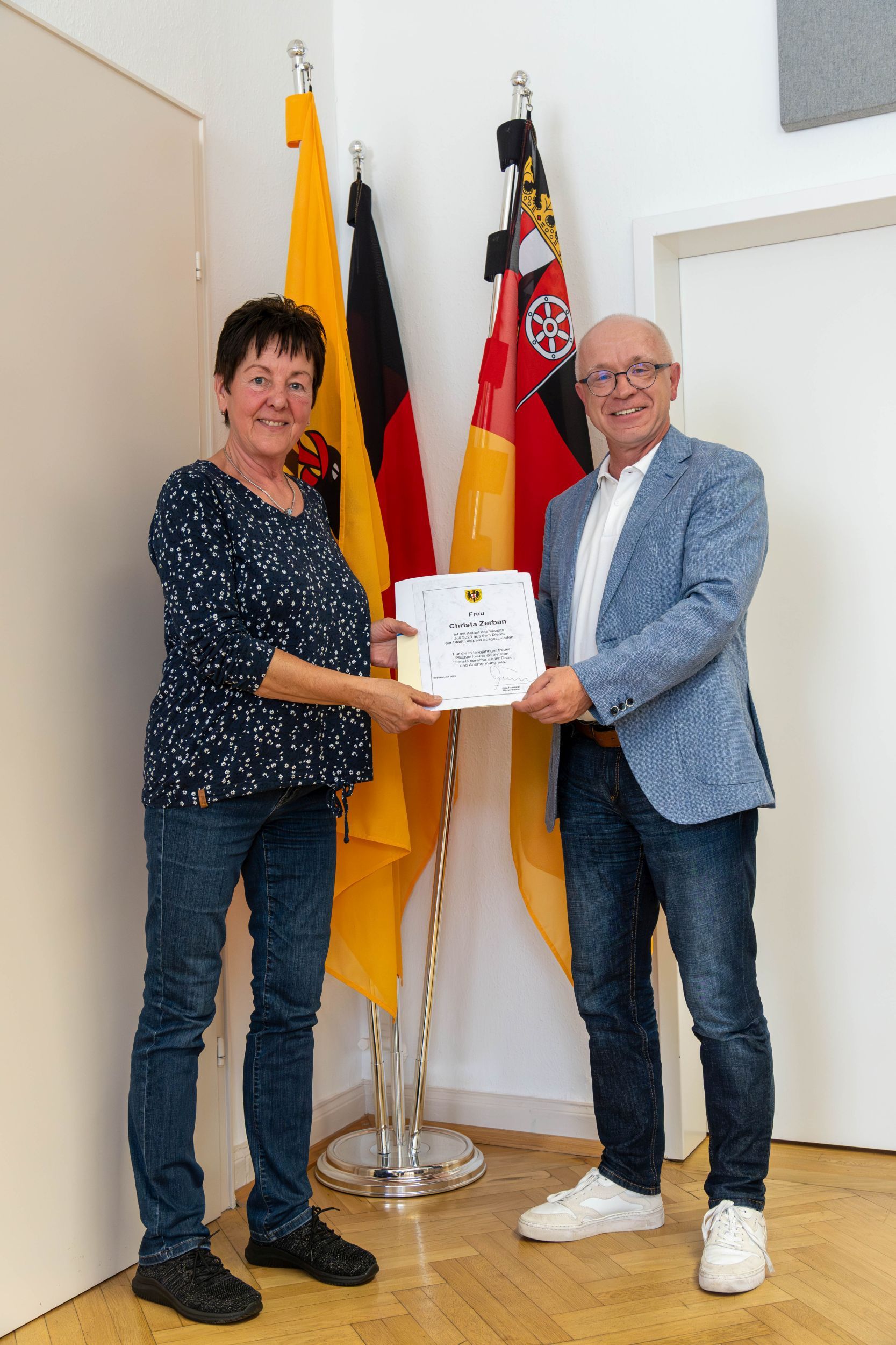 Nach 15 Jahren Dienst in der Buchholzer Kindertagesstätte Abenteuerland hat Boppards Bürgermeister Jörg Haseneier die Hauswirtschaftskraft Christa Zerban in ihren wohl verdienten Ruhestand verabschiedet. 