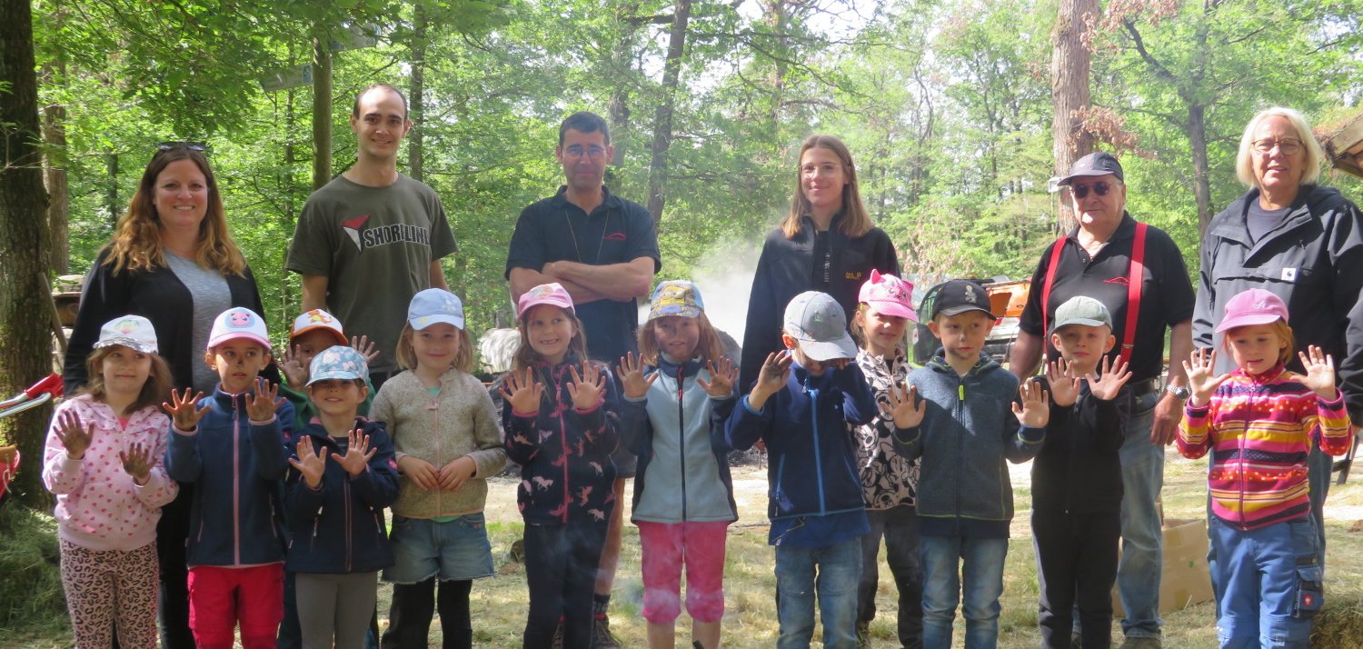 Die Kita Abenteuerland war zu Besuch bei den Köhlertagen in Boppard.