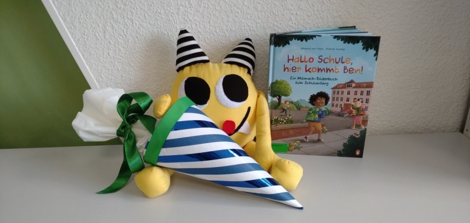 Die nächste Vorlesestunde in der Stadtbücherei Boppard steht ganz unter dem Motto Einschulung. „Hallo Schule, hier kommt Ben!“ lautet der Titel des Bilderbuchs, das vorgestellt und vorgelesen wird. Alle Kinder im Alter von drei bis sechs Jahren sind herzlich eingeladen – natürlich auch ganz besonders die zukünftigen Erstklässler.