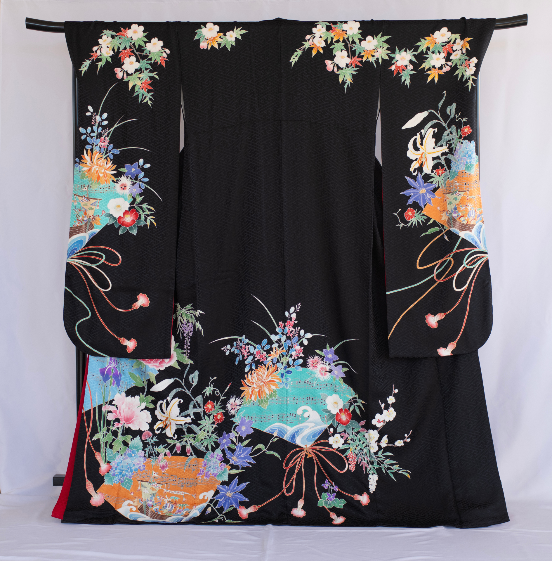 Auch die Kimono-Kunst von Mariko Takatori ist ab 1. Juni im Museum Boppard zu sehen. 