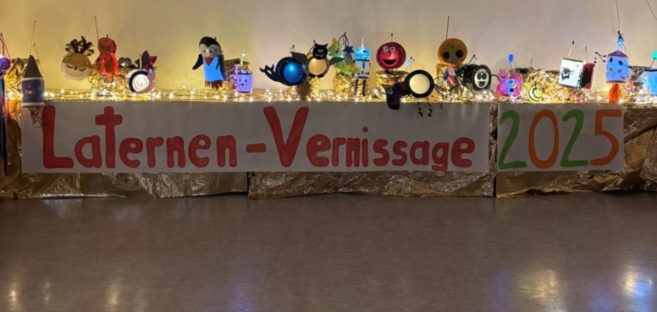 Die Ausstellung präsentierte die kunstvoll gebastelten Laternen der Kinder, die mit viel Liebe zum Detail und Hingabe gefertigt wurden. 