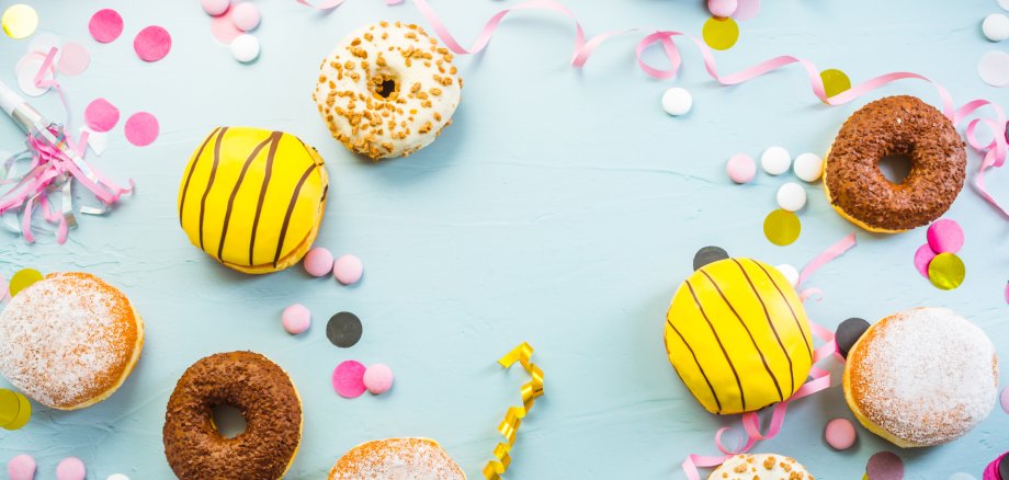 Damit Sie Ihre Behördengänge entsprechend planen können, informieren wir über die geänderten Öffnungszeiten an den Karnevalstagen 2026. Damit Sie Ihre Behördengänge entsprechend planen können, informieren wir über die geänderten Öffnungszeiten an den Karnevalstagen 2026.