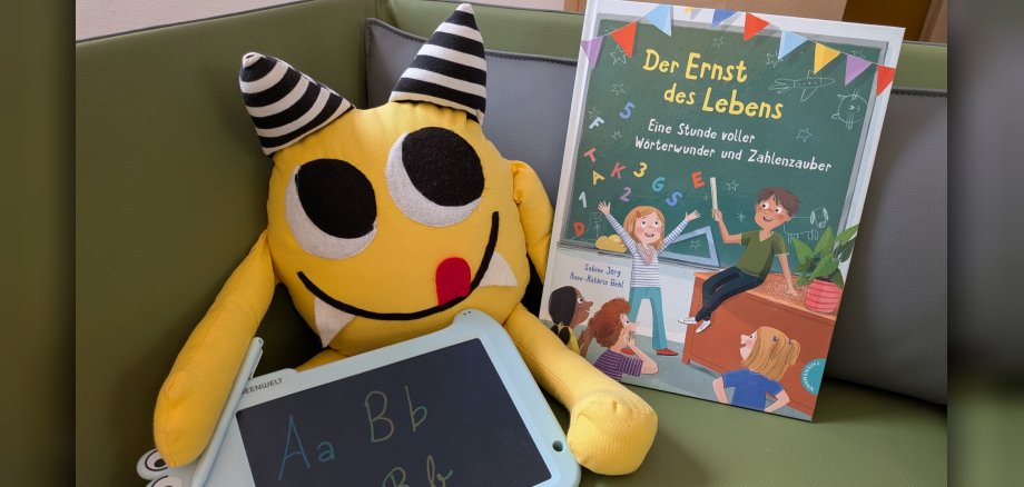 Zur Einstimmung auf die Einschulung veranstaltet die Stadtbibliothek Boppard am Donnerstag, 30. Juli 2026, ein vergnügliches Bilderbuchkino für Kinder von fünf bis sieben Jahre. 