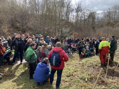 Eingeladen waren die 61 Hochzeitspaare aus Boppard, die sich im Jahr 2022 das Eheversprechen gegeben hatten, und die Eltern mit ihren Kindern, die 2022 das Licht der Welt erblickt hatten. 