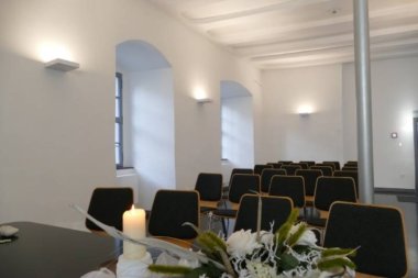Trauzimmer.