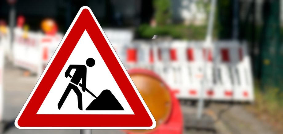 Aufgrund von Bauarbeiten wird die Weiherstraße in Oppenhausen ab Montag, 18. März 2024, in drei Bauabschnitten voll gesperrt.