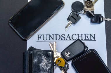 Wer einen Gegenstand verloren oder gefunden hat, kann sich bei der Stadt Boppard an das Fundbüro wenden.